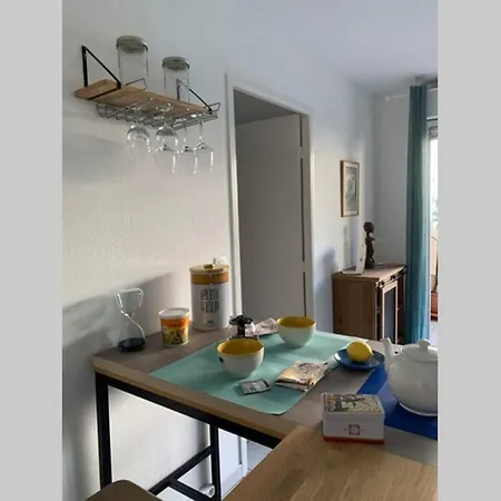 Bel A 100 Metres De La Apartment